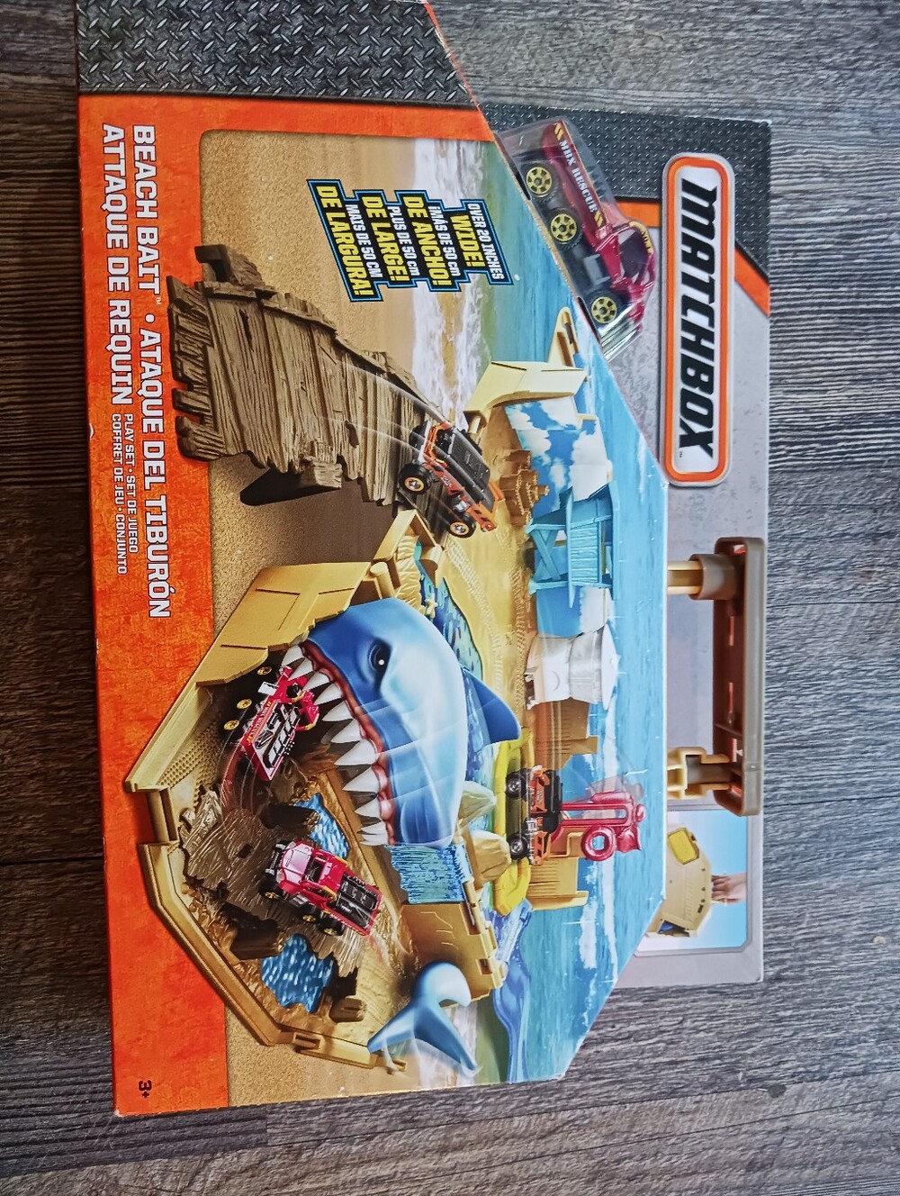 Matchbox  Beach Bait New RARE Shark playset ataque del tiburon